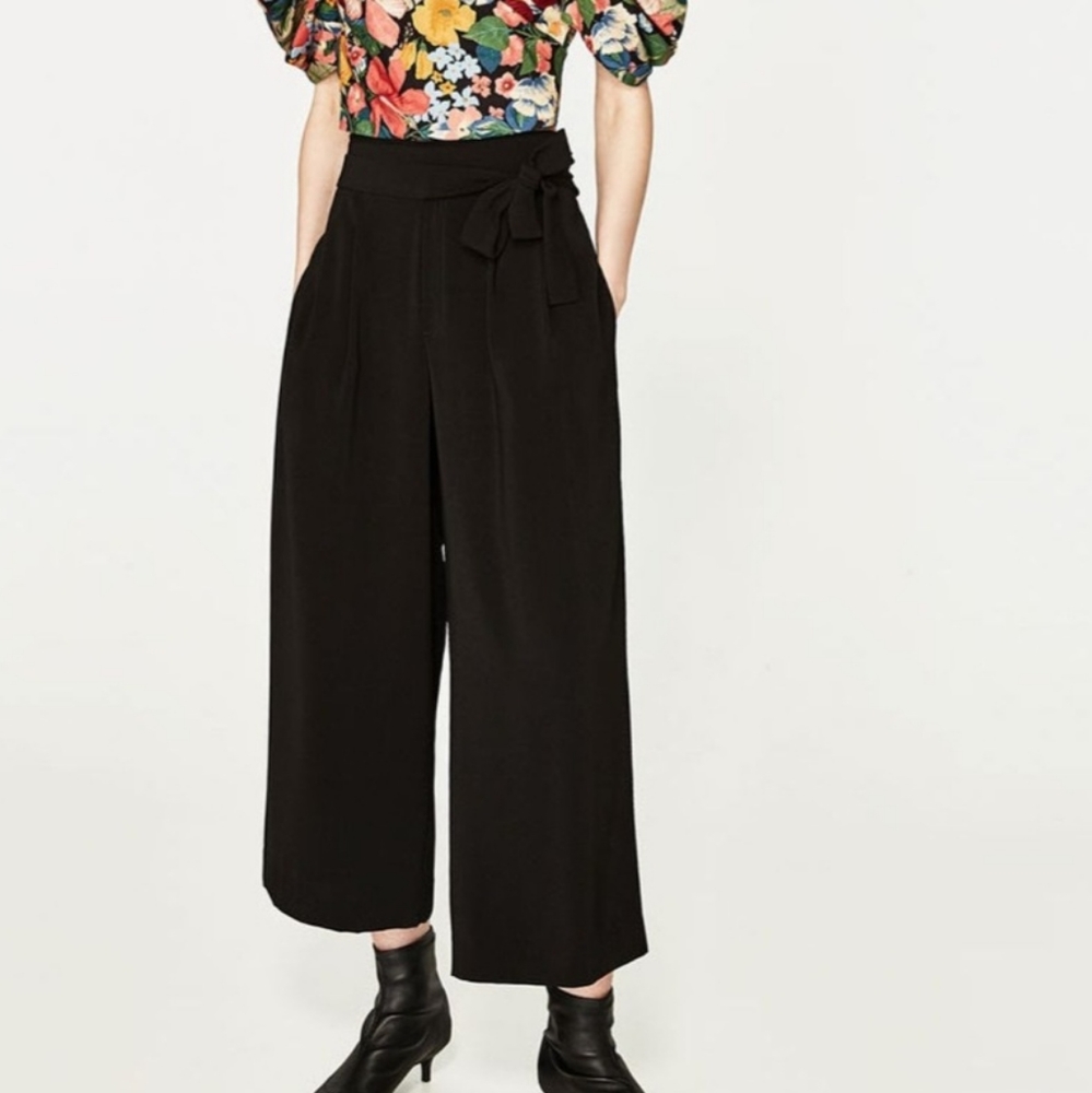 Zara Trafaluc Gaucho Pant With Pockets, Wide Leg Cropped Slacks in Black - Picture 6 of 8
